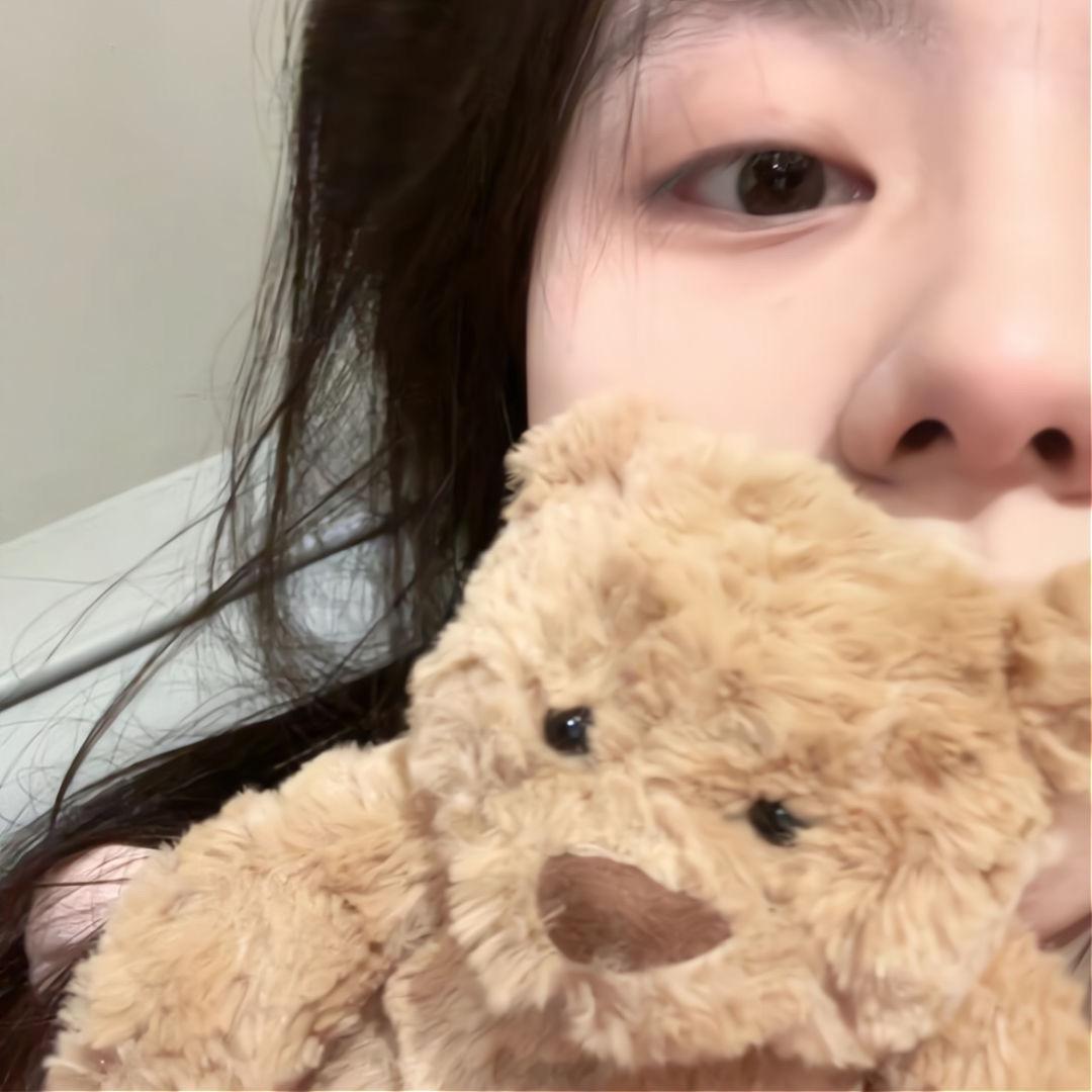 忧郁奶黄包💦