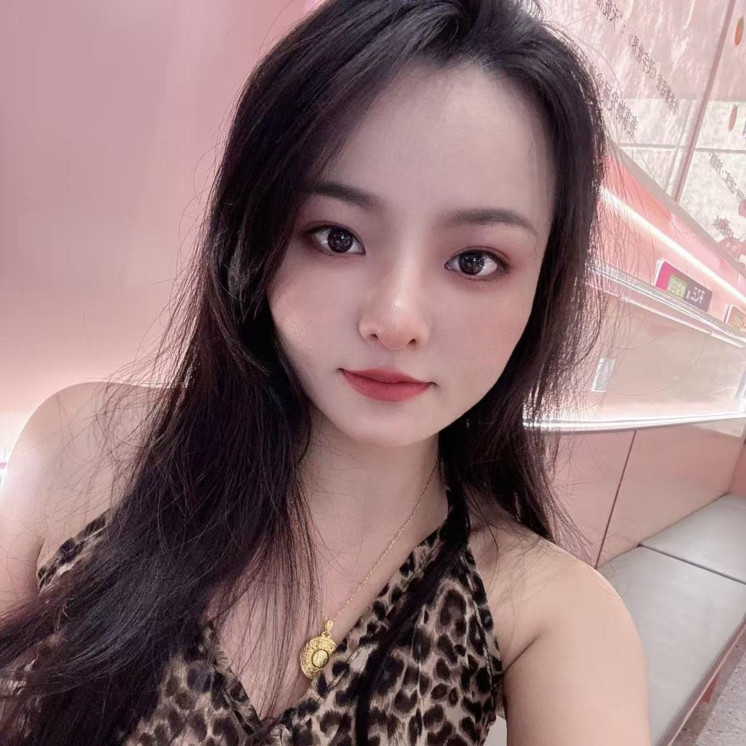 模具城老板娘菲菲尔