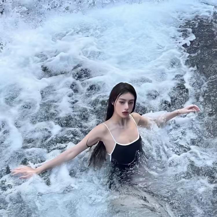 ꒰ঌ  ໒꒱—