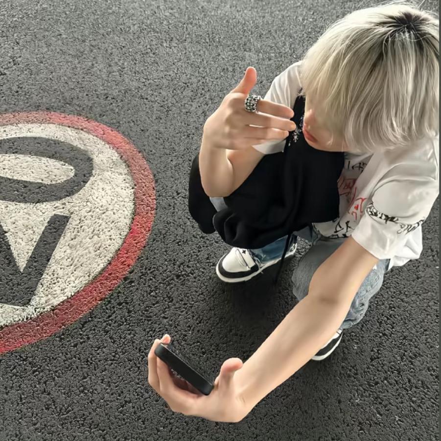 秦@