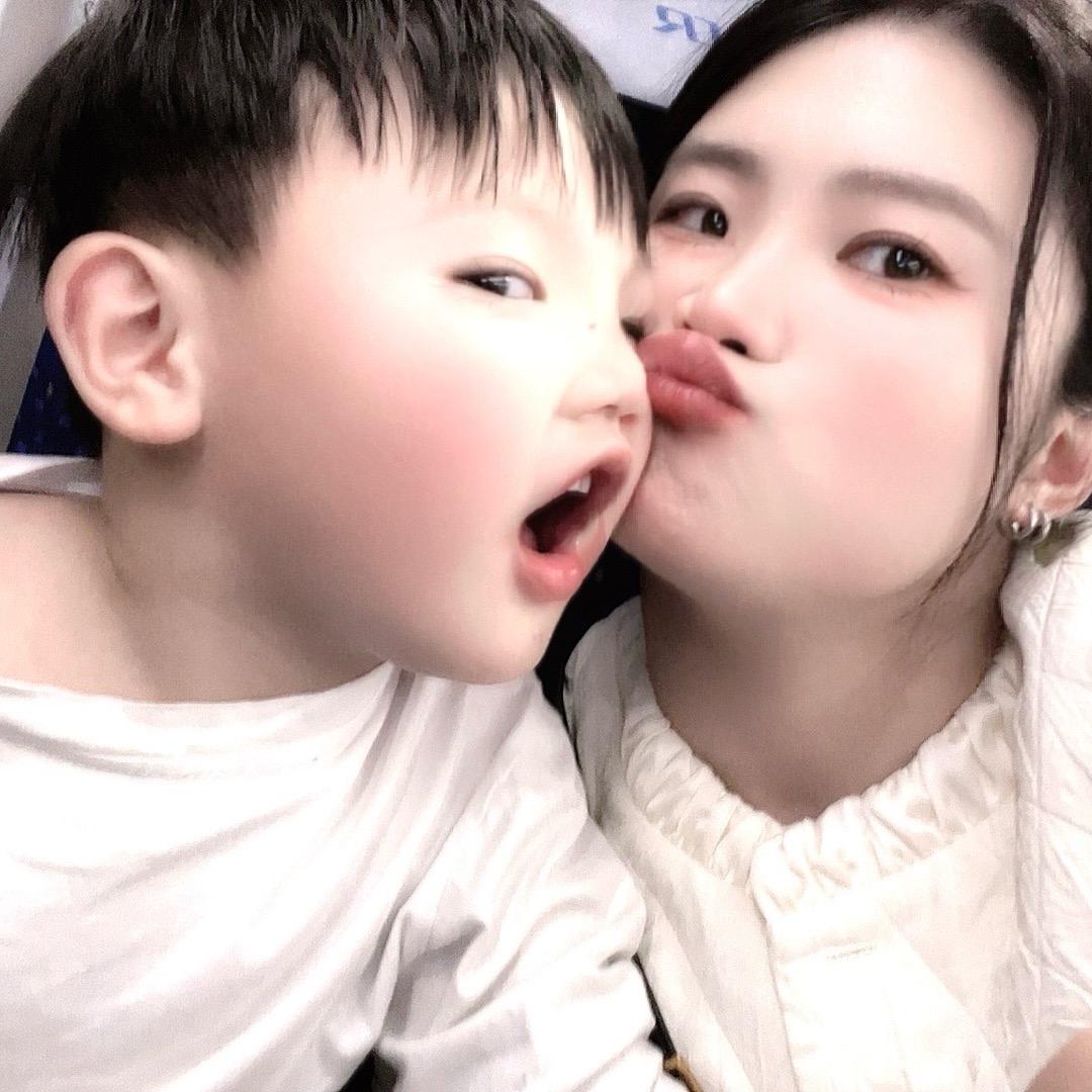 小刘哈哈哈