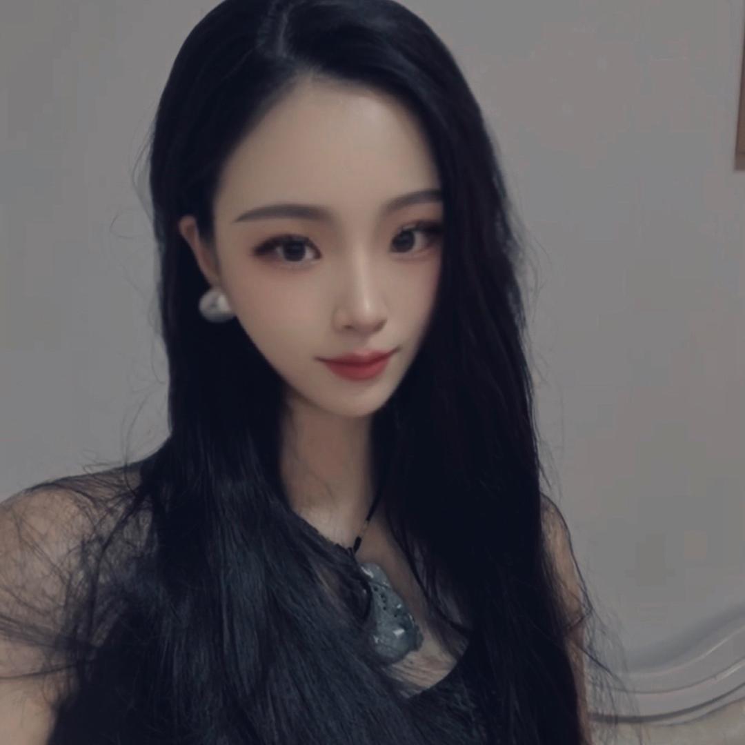 张 百 万