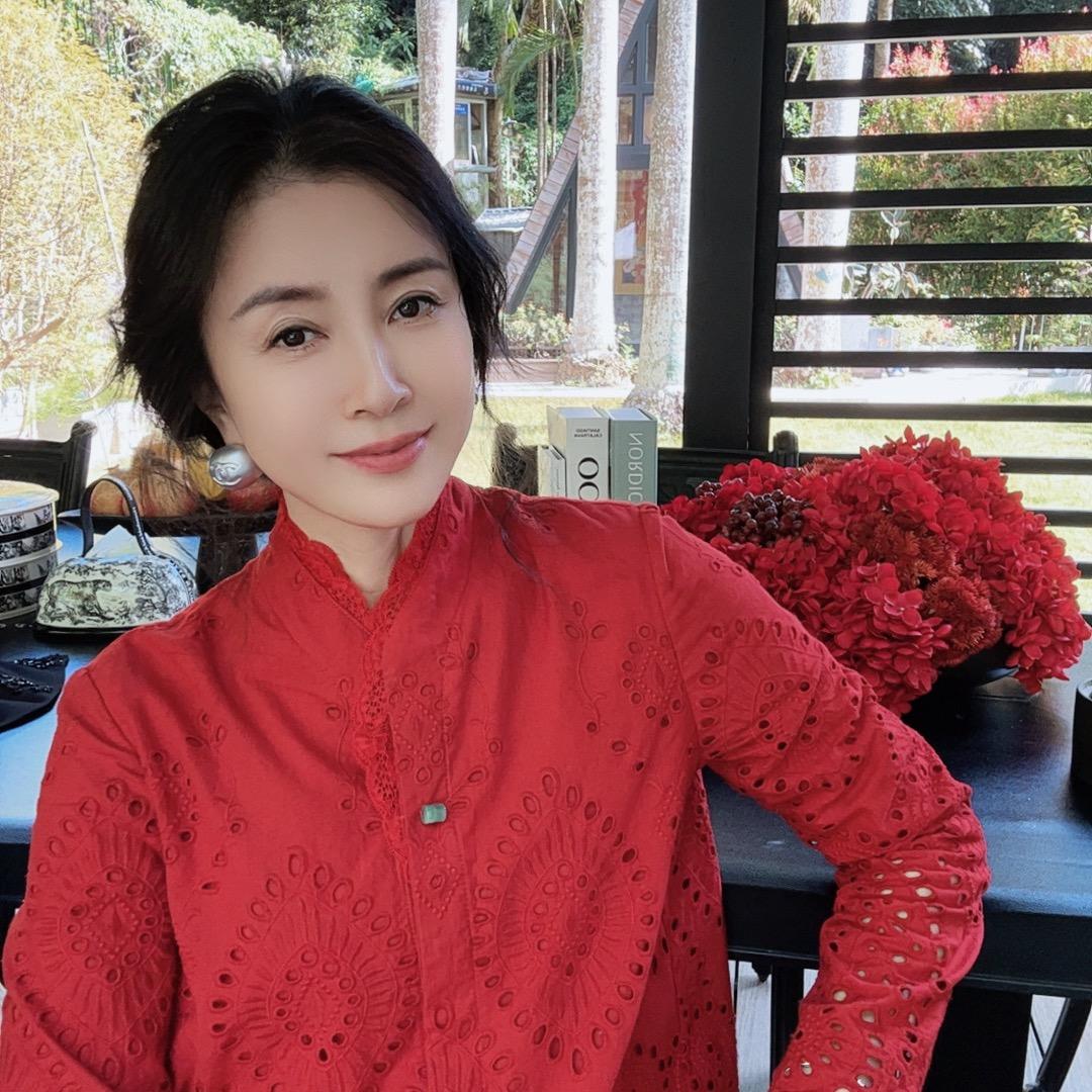 深圳秀秀轻奢服饰