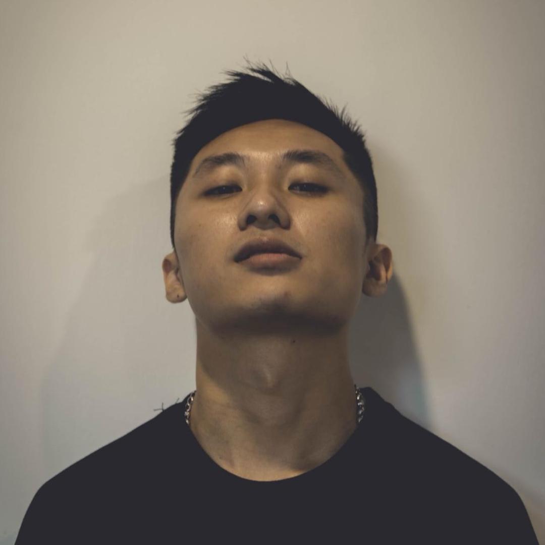 我 是 张广豪
