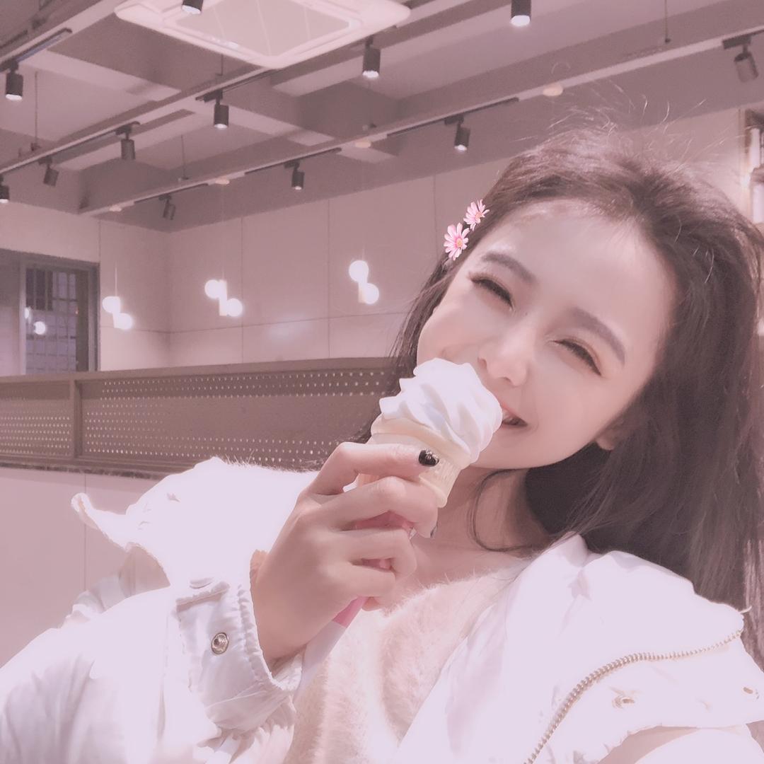小牙膏伢伢伢