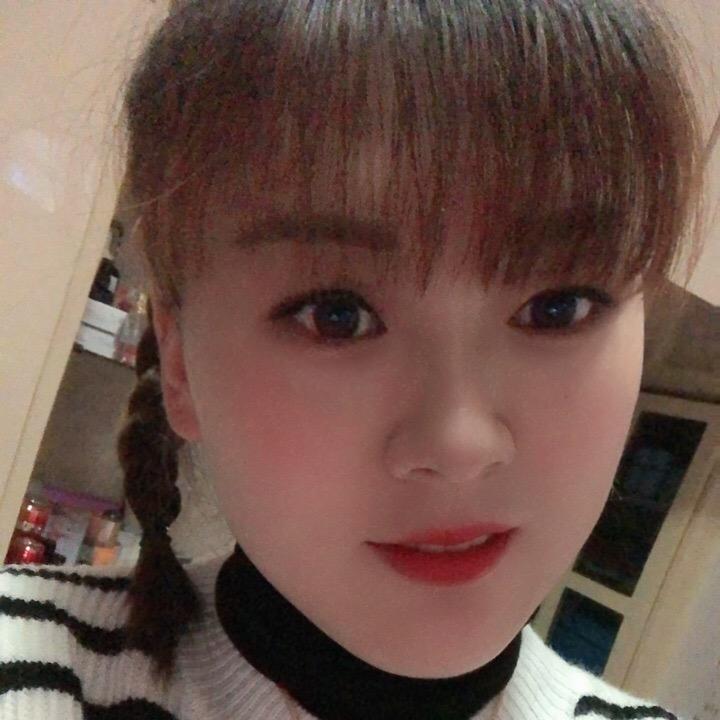 亚君