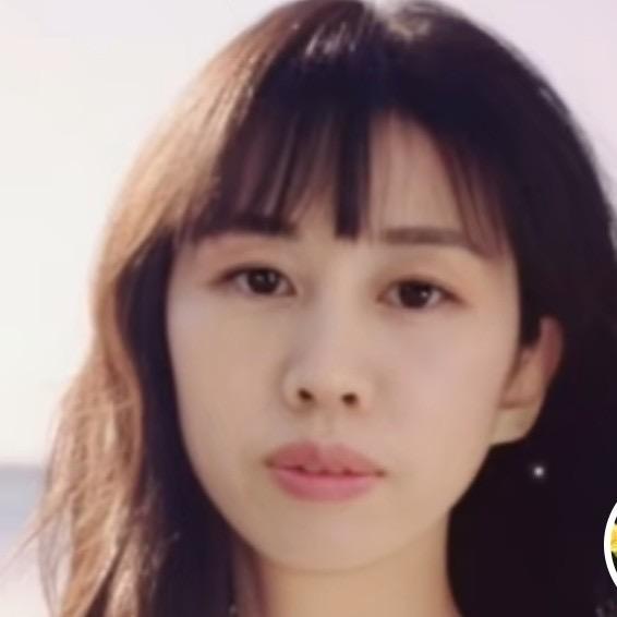 柏玲