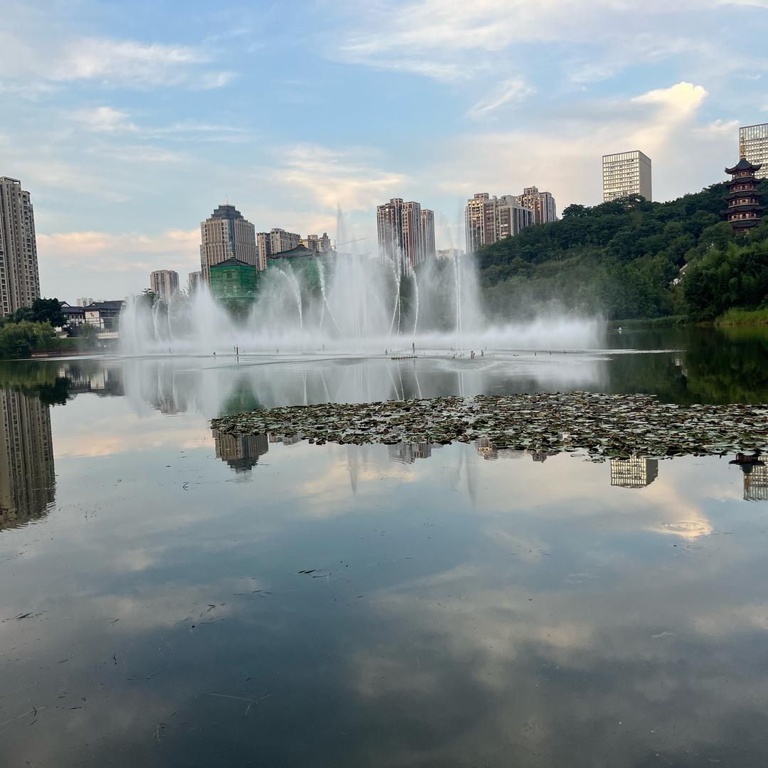 酒🍷易醉心易碎