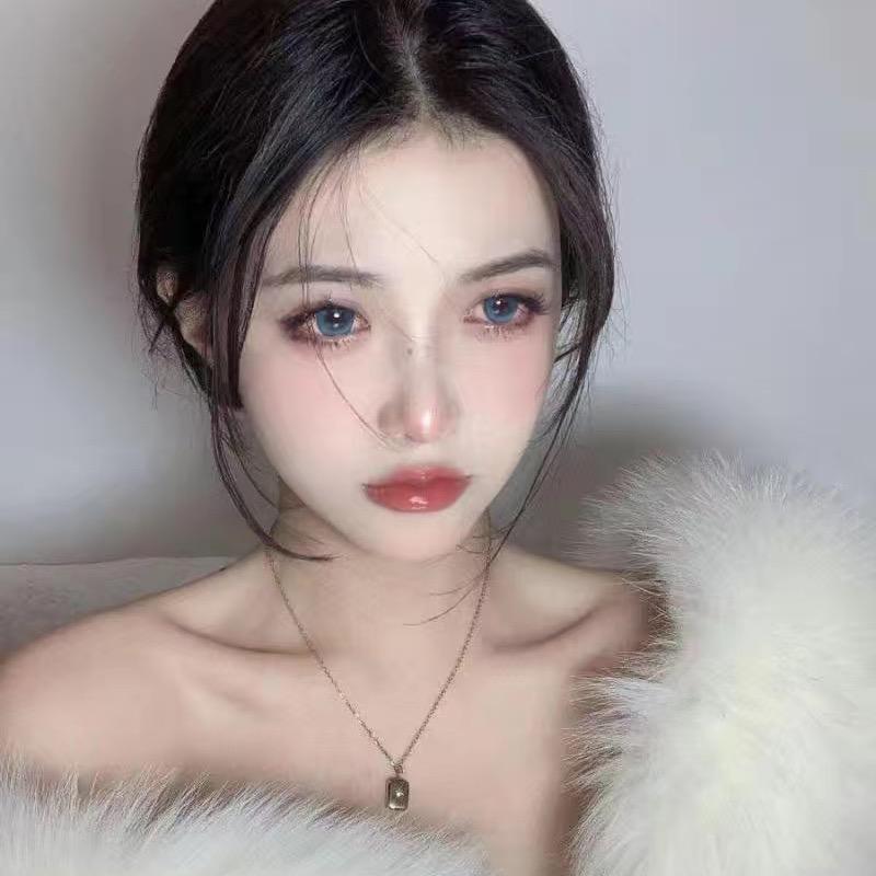 💋   Elina.