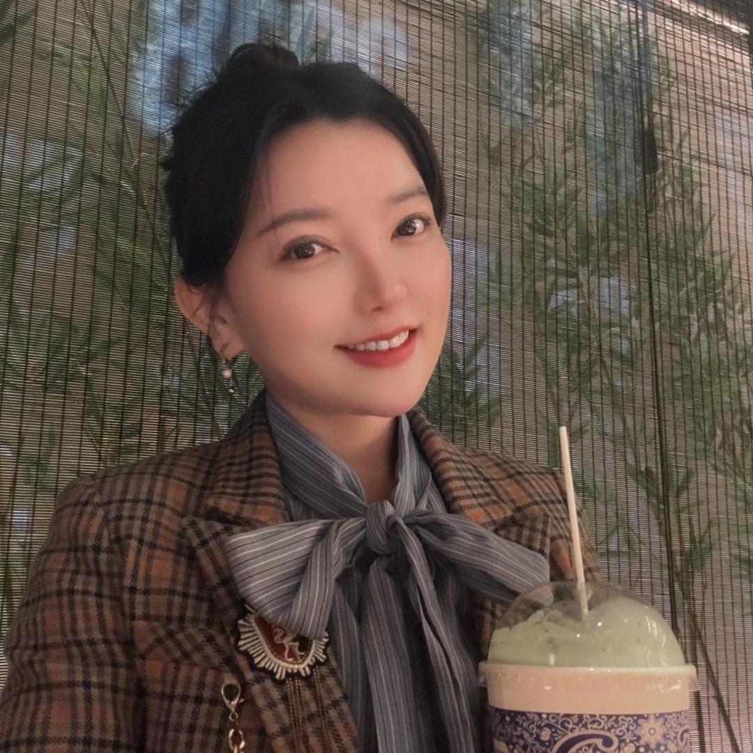 妃妃美学（姐妹们预约至💕）