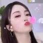 依依❤️❤️