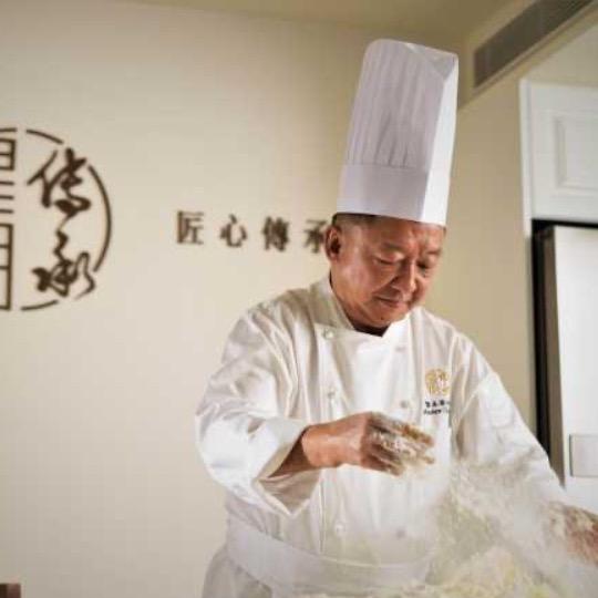 庞香斋卤煮香蚕蛹