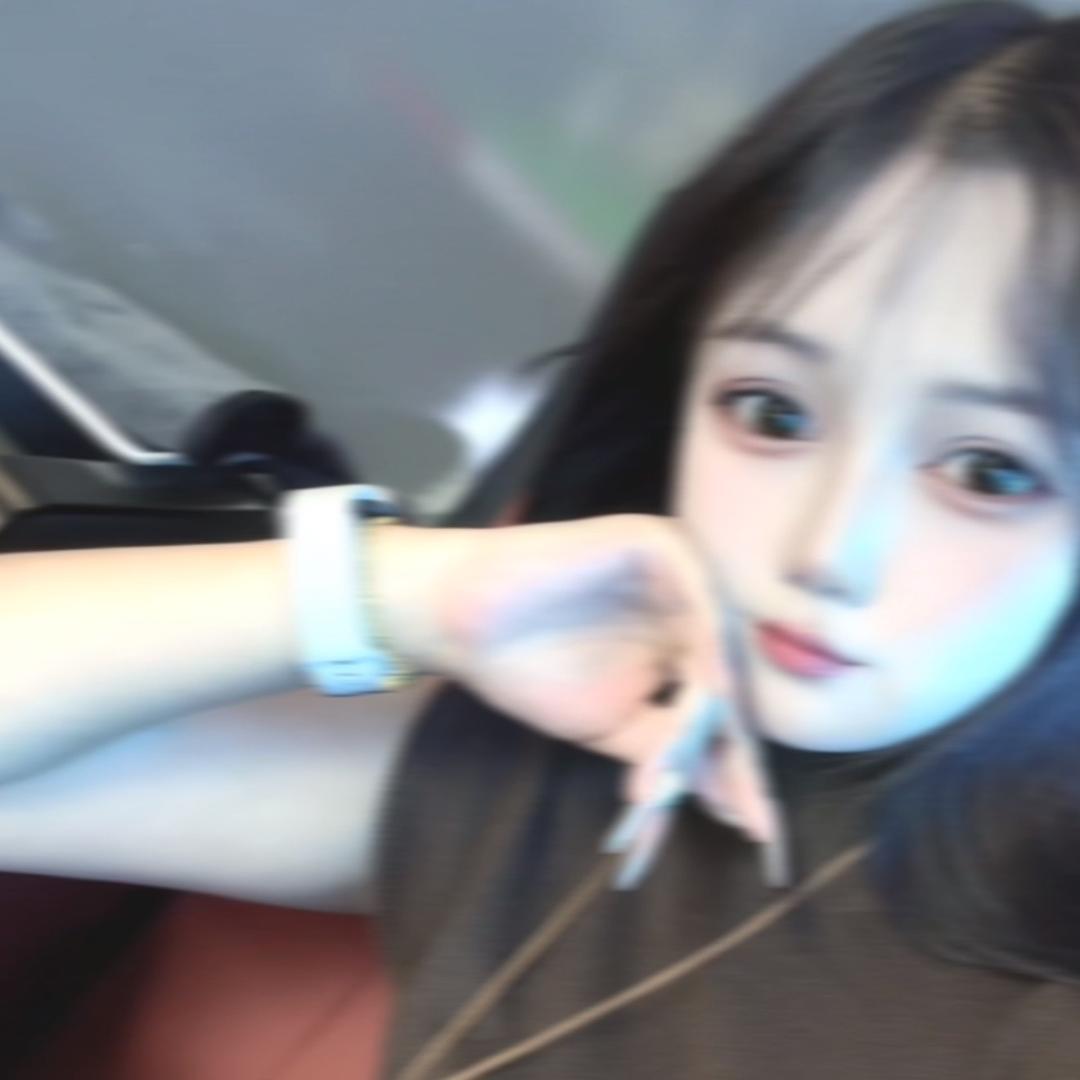@护栏小姐姐@