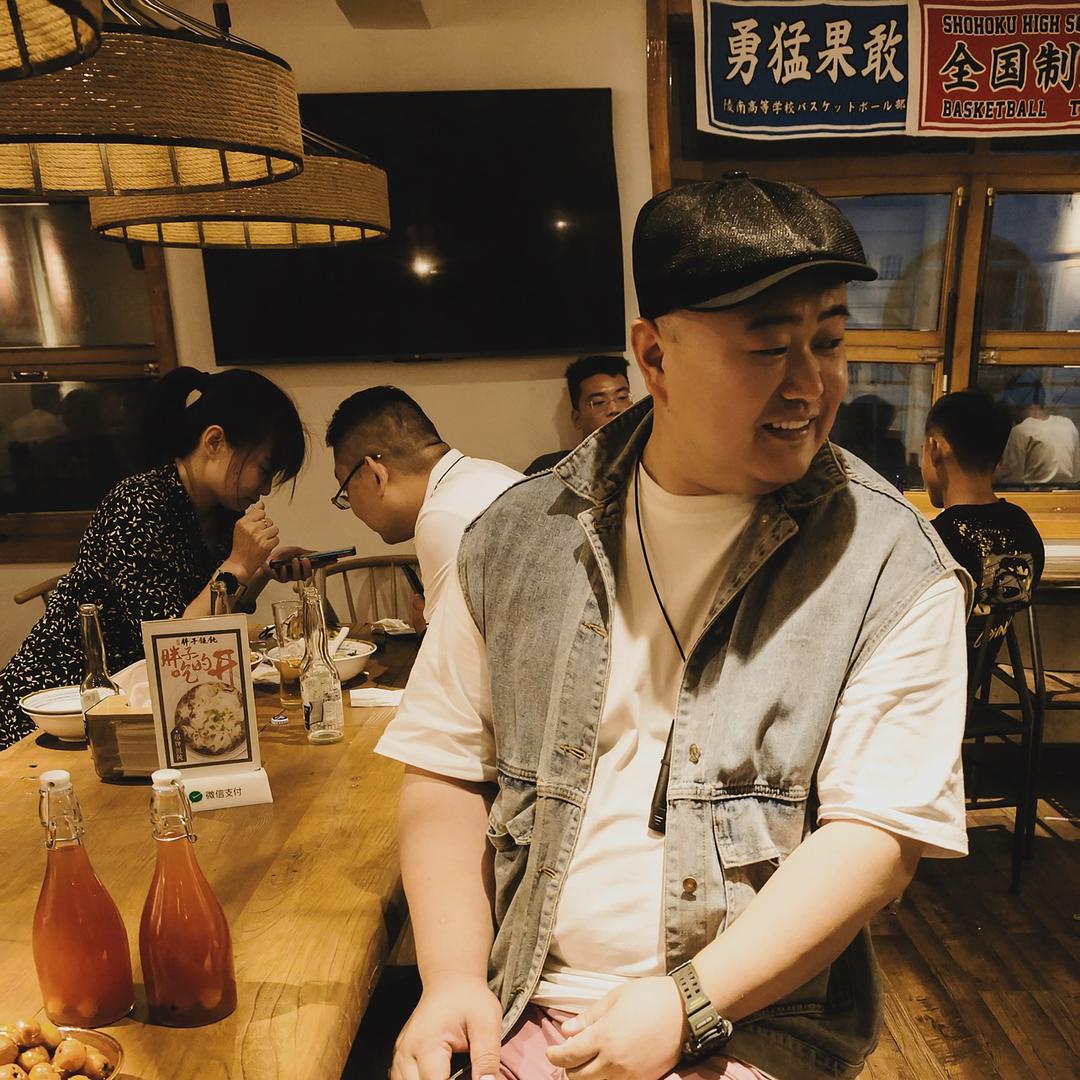 胖子馄饨老王爷
