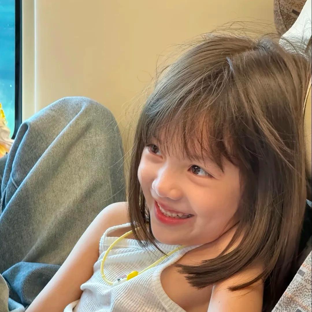 青春活力美少女