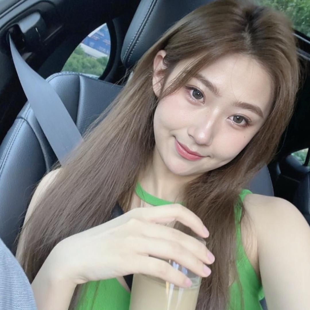 阿呆火锅 .（打工的老板娘）
