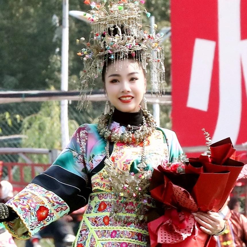 贵州梅丫头