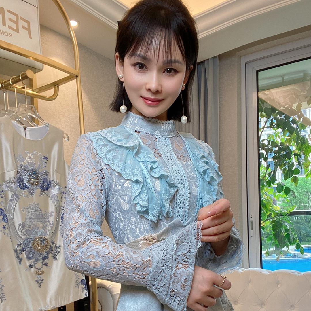 华魅轻奢服饰
