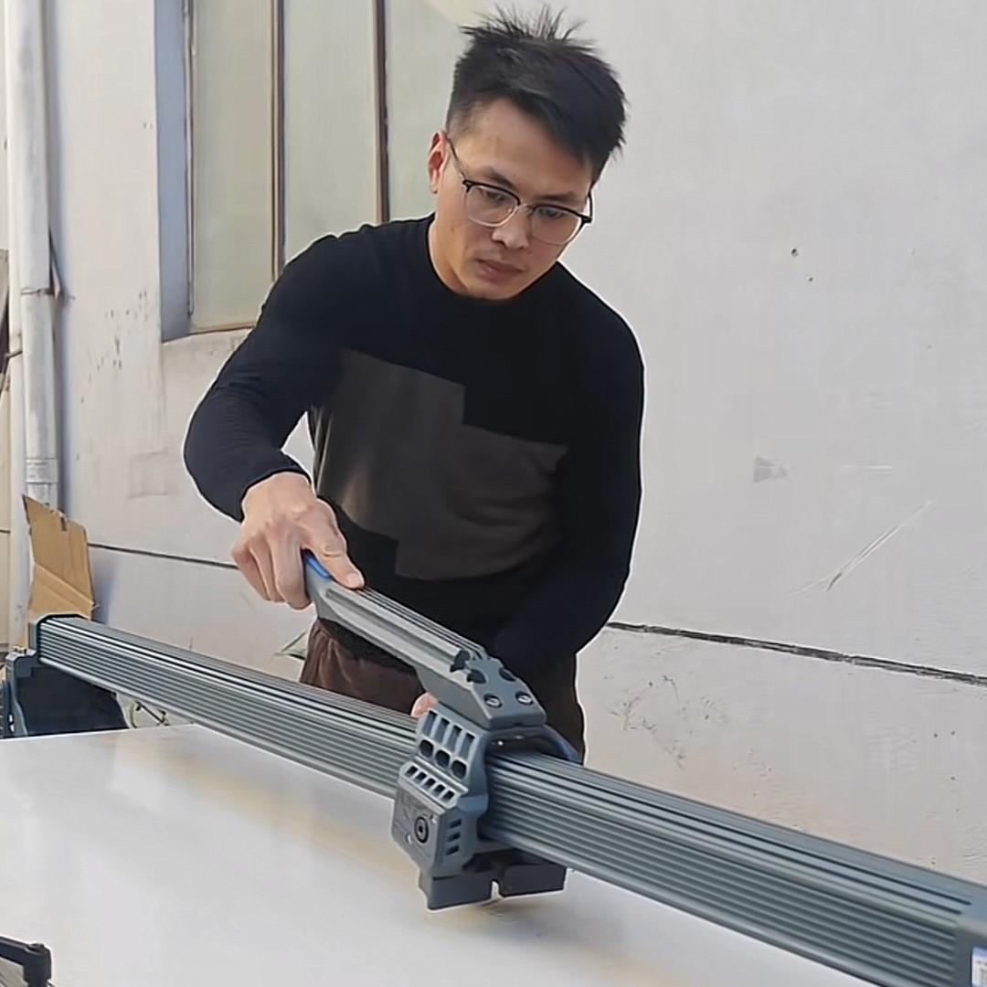 阿伟_铺贴工具严选