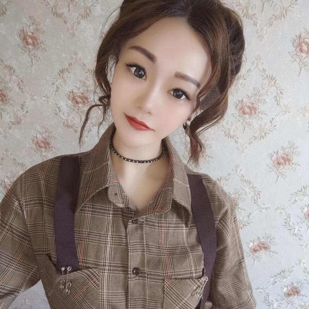 小莫🍒