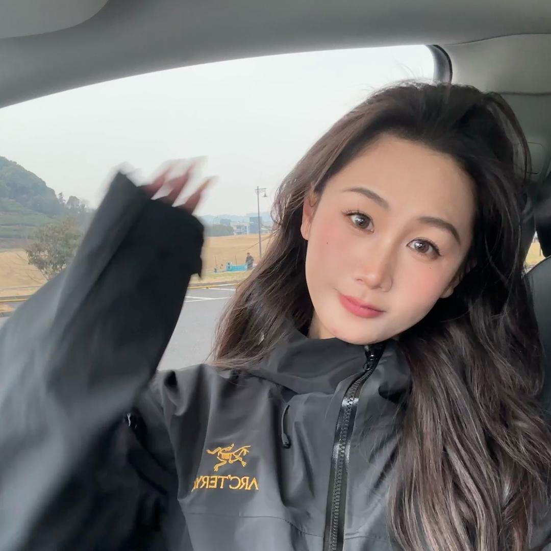 王美美