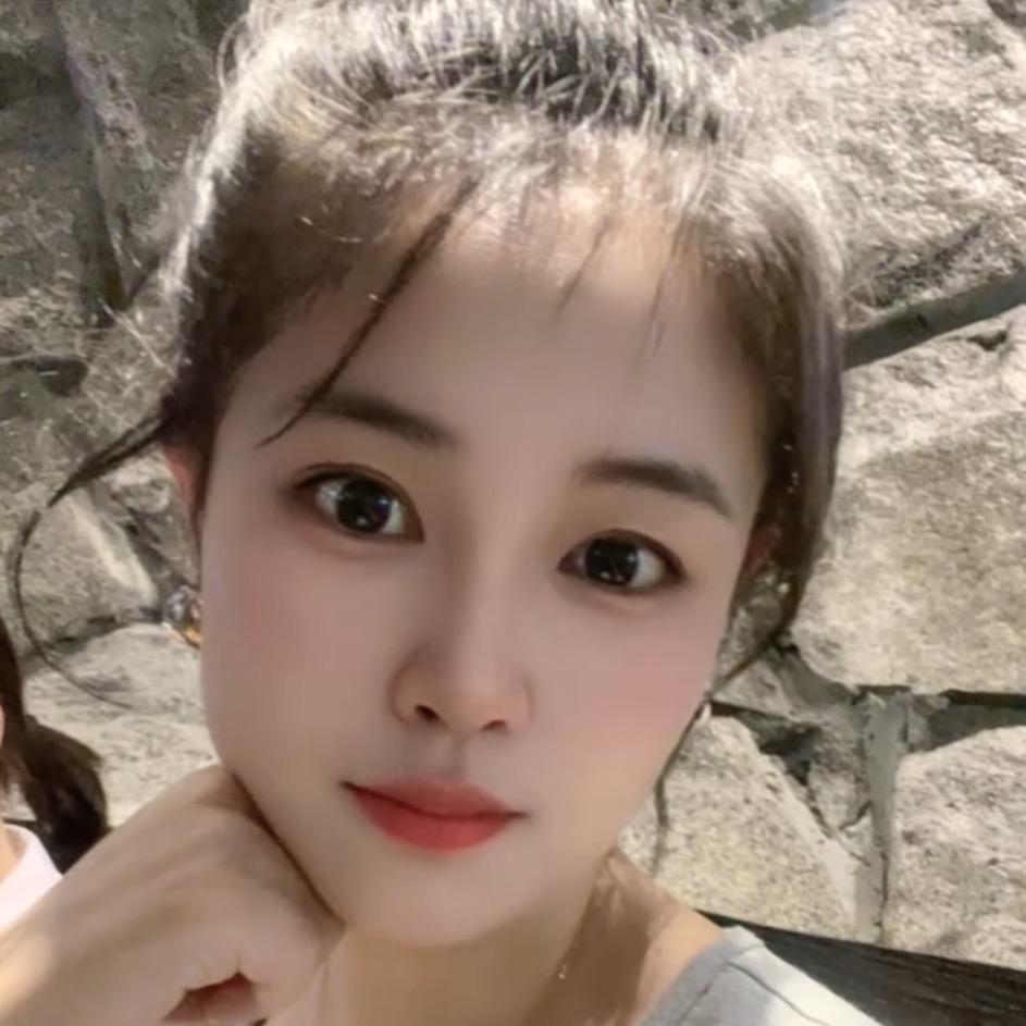 昌邑育新街纳格小黄鸭童鞋童装店