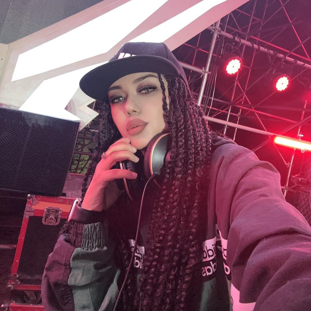 DJ-黑妞