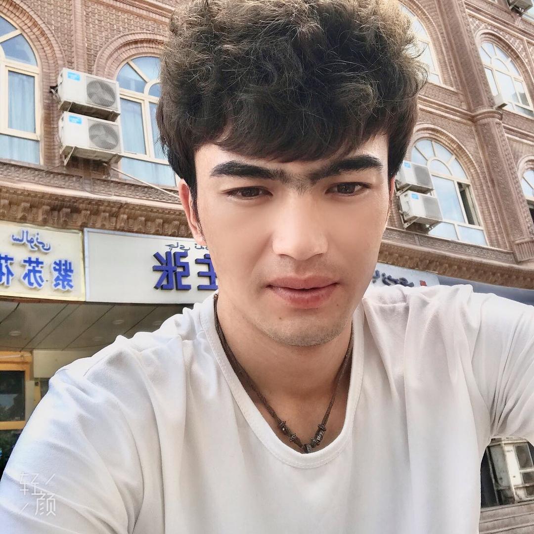 艾合 😎