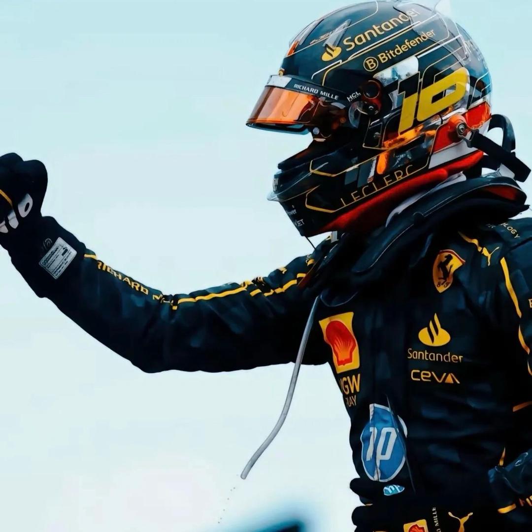 做蟹黄包的前台