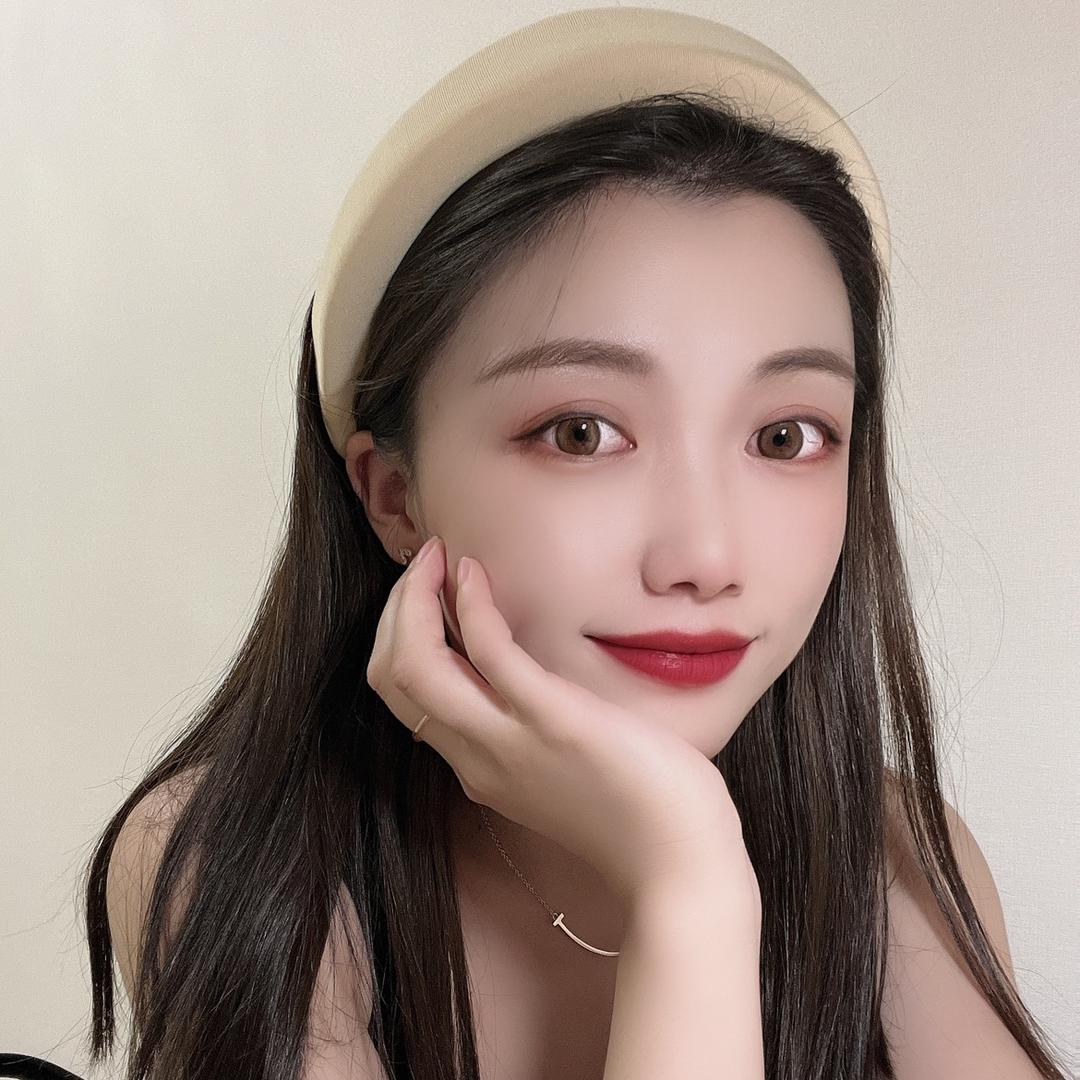 Y  .  💭