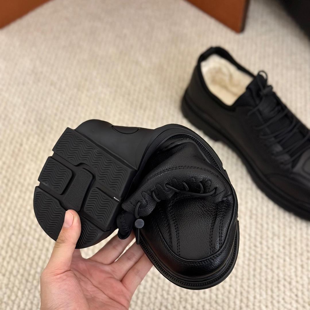 桑坡柚柚家鞋业