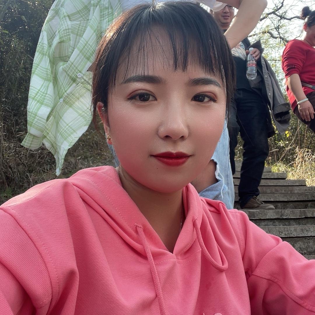 雨儿学跳舞