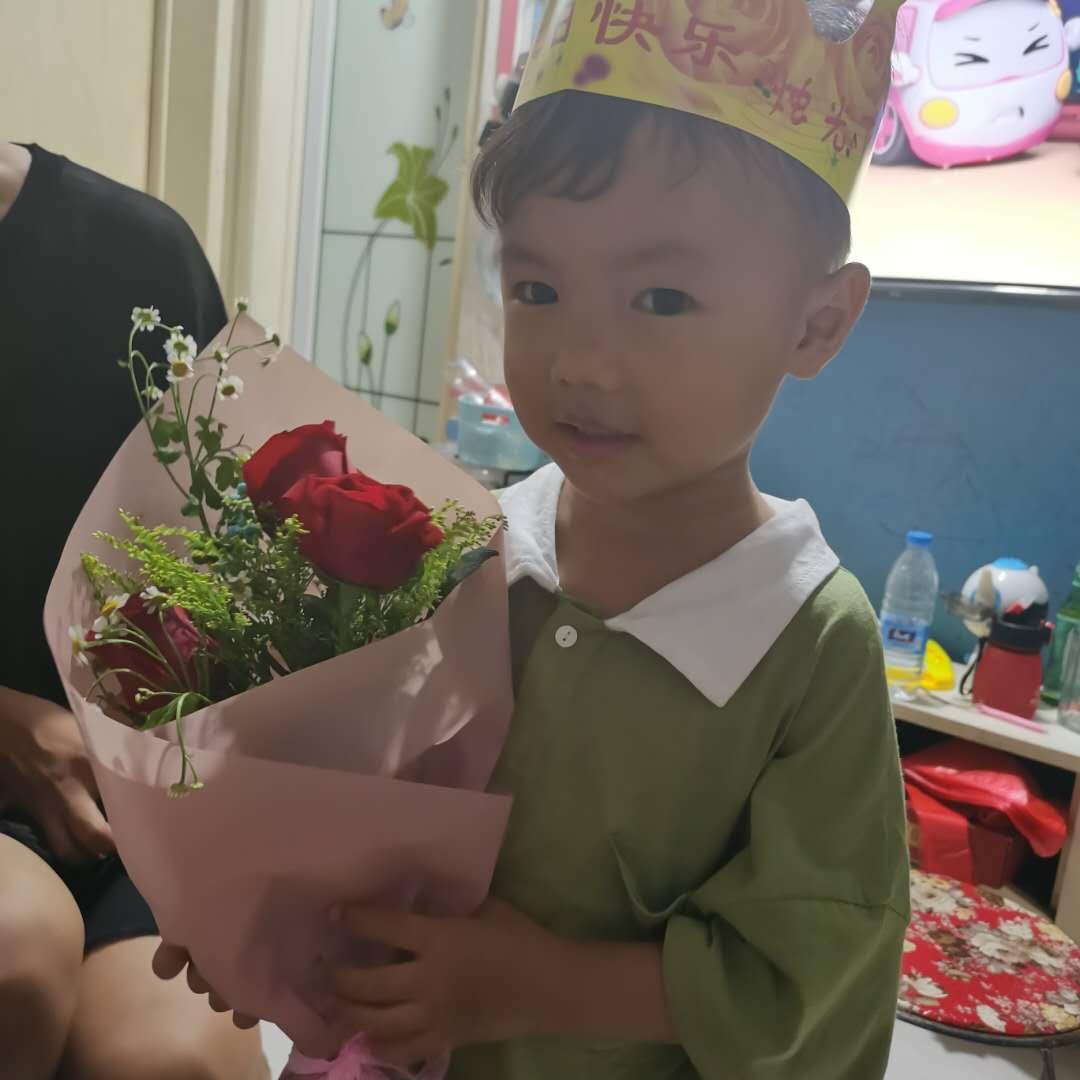 小雨蝶儿飞飞