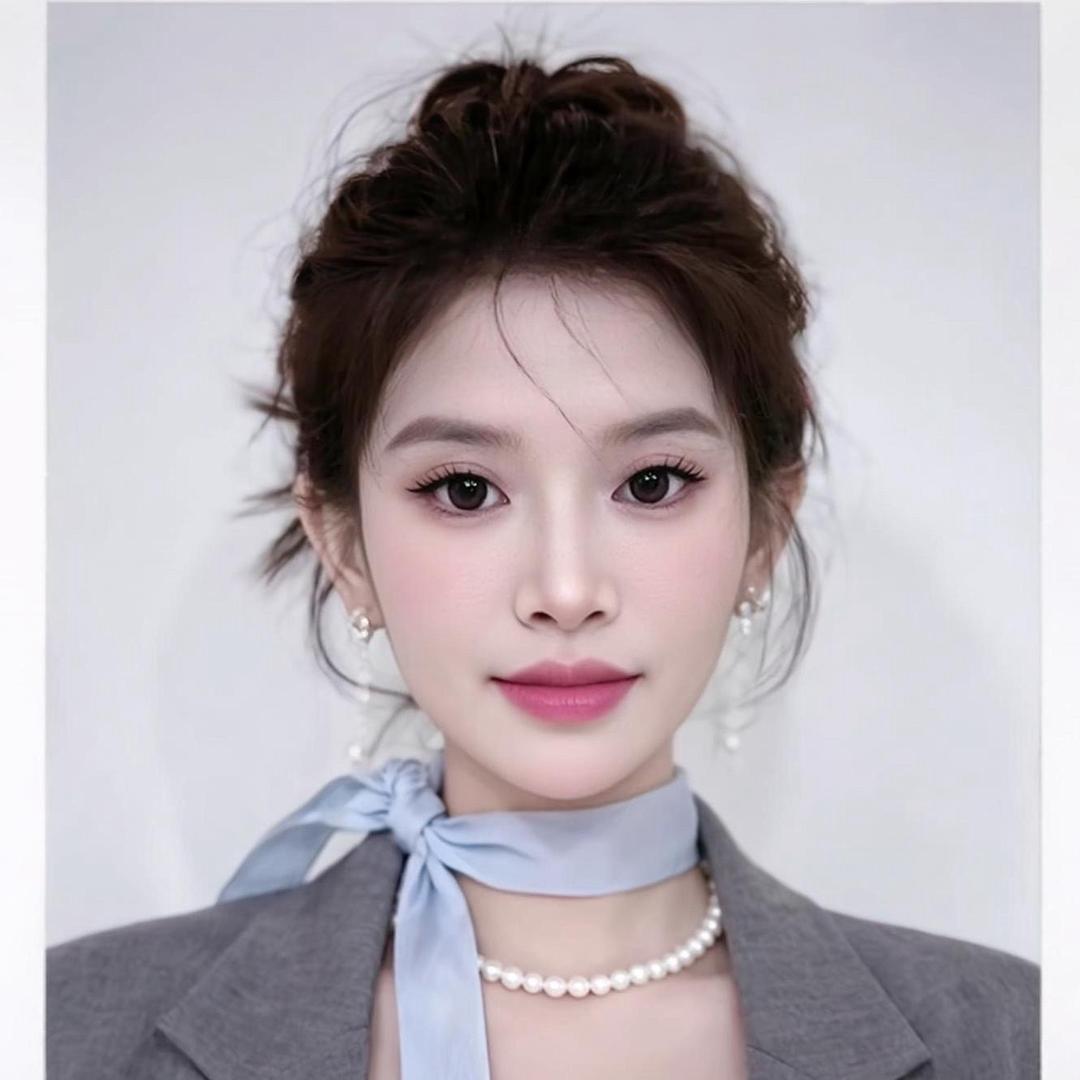 化妆师Lucy（CC）