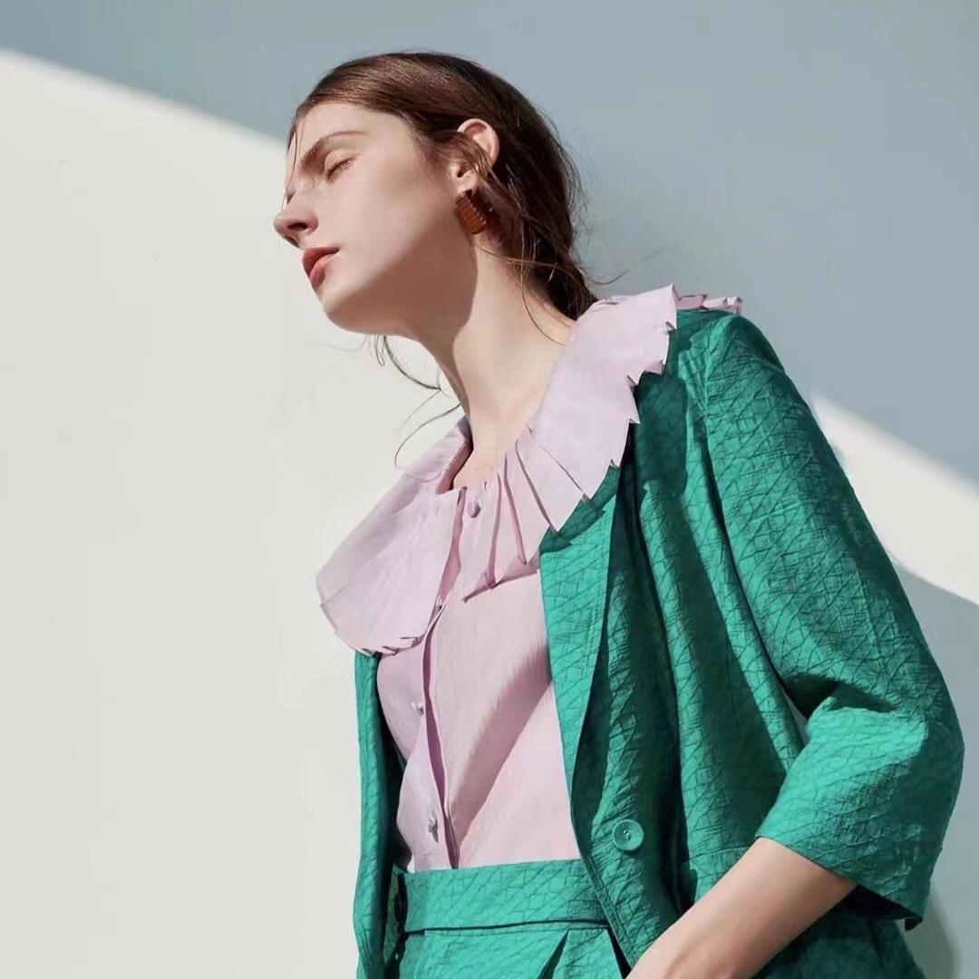 艾薇萱品牌折扣女装批发