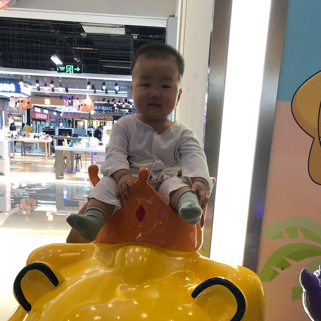 奕丞