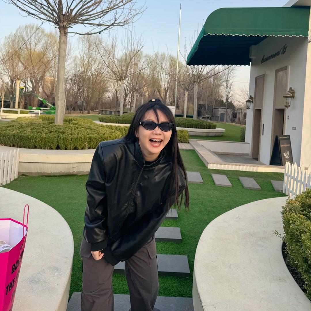 钢牙小妹在东扬