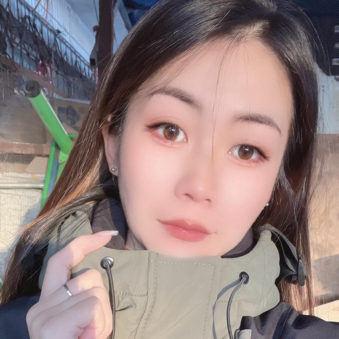 卖菜的小姐姐💫