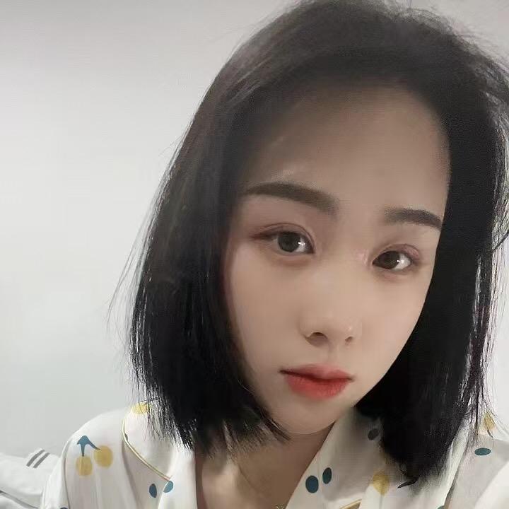 月月 呀