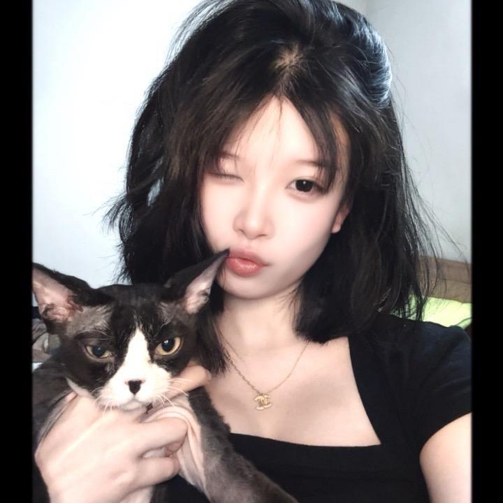 飞飞吖💕