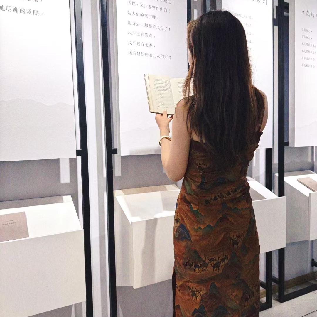 静静品牌折扣店