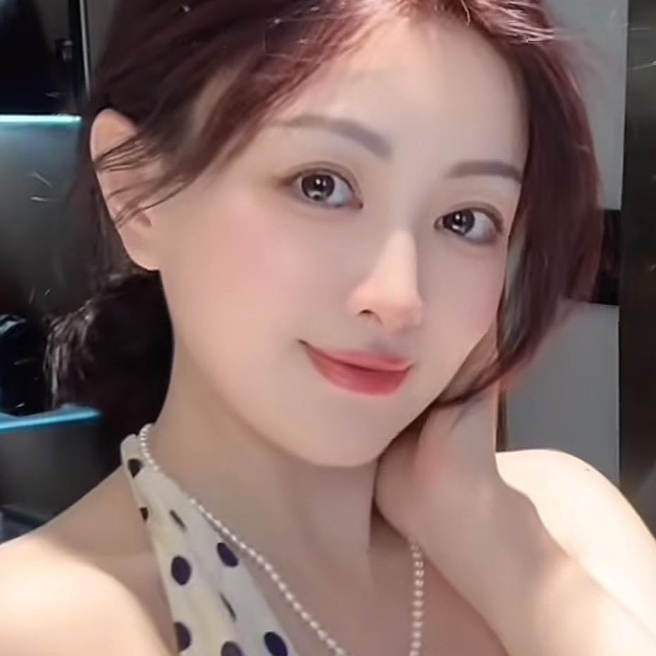 鑫鑫.