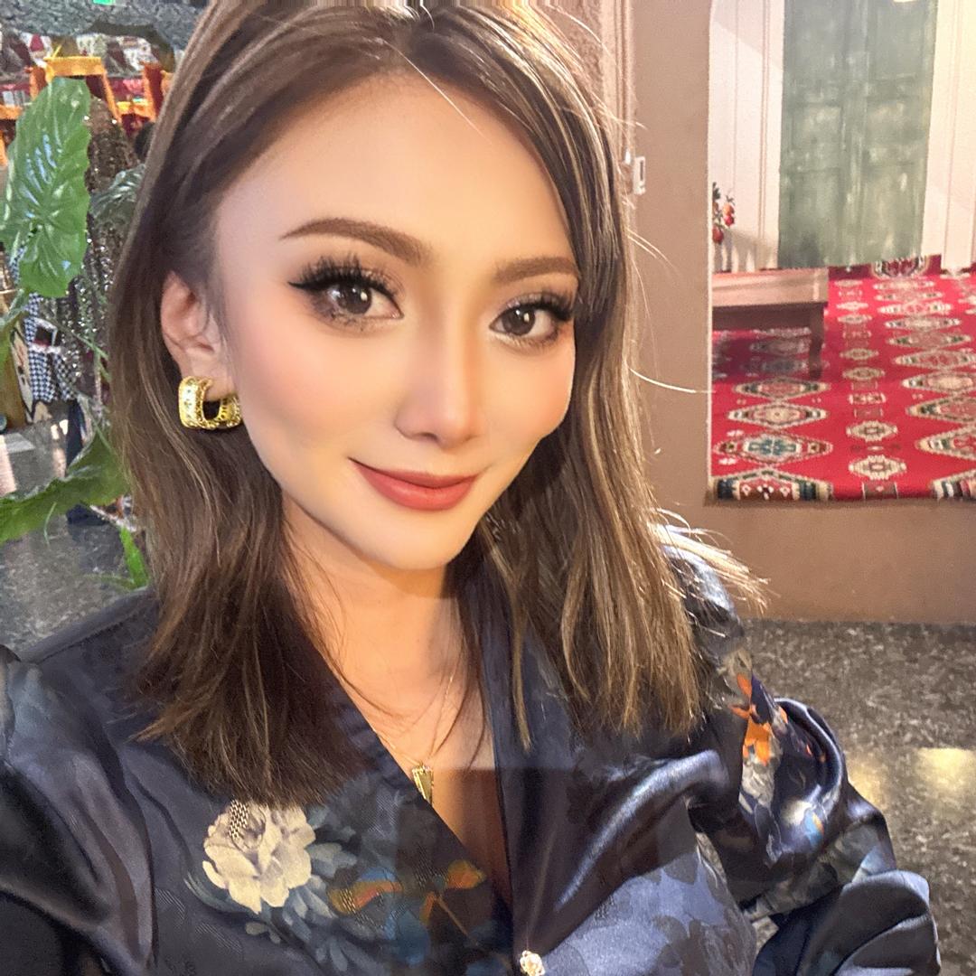 巴扎烟火咖啡馆官方号