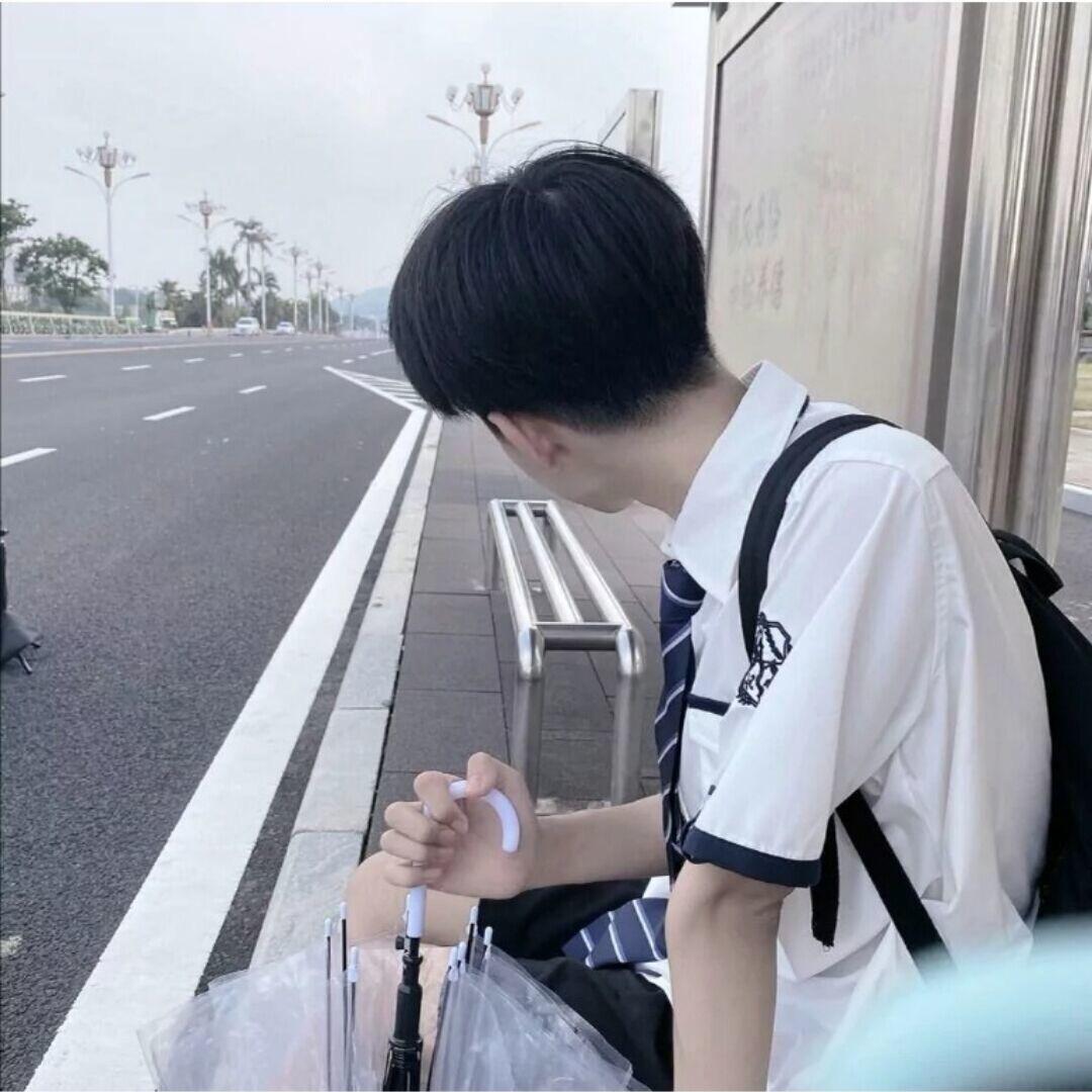 江凌