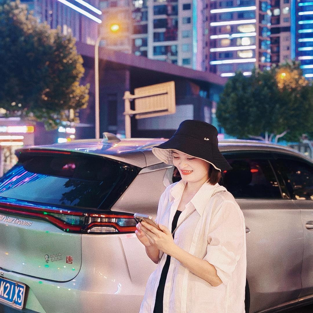 踩着星星看月亮🌙