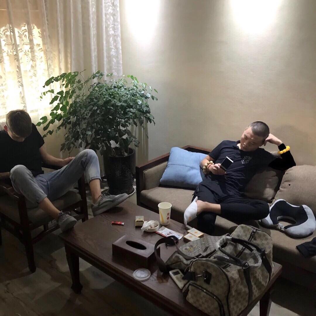 出 頭