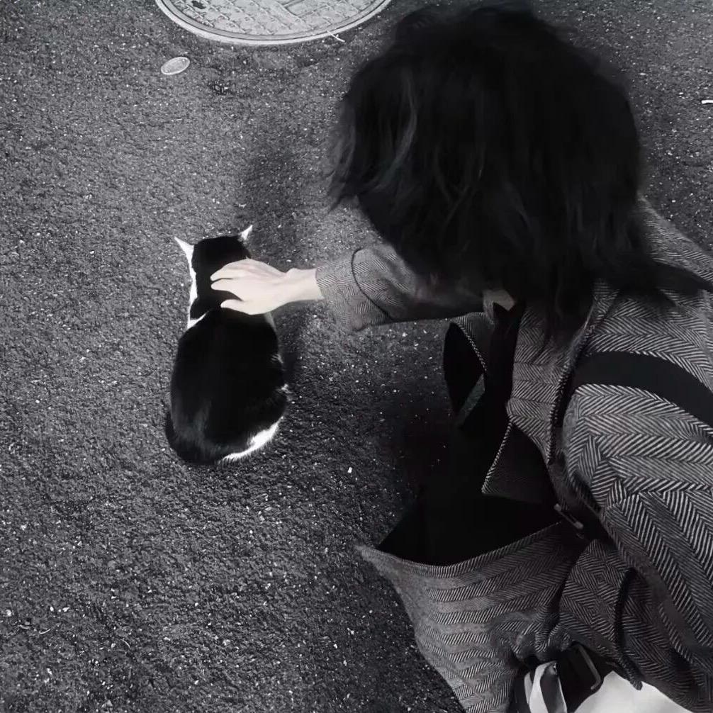 男二.
