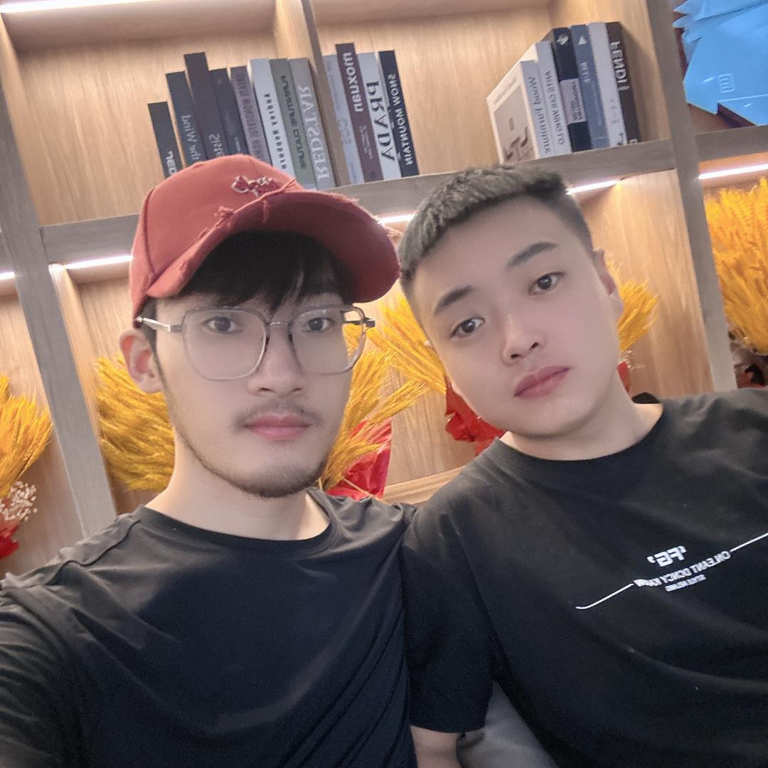 龙龙来了