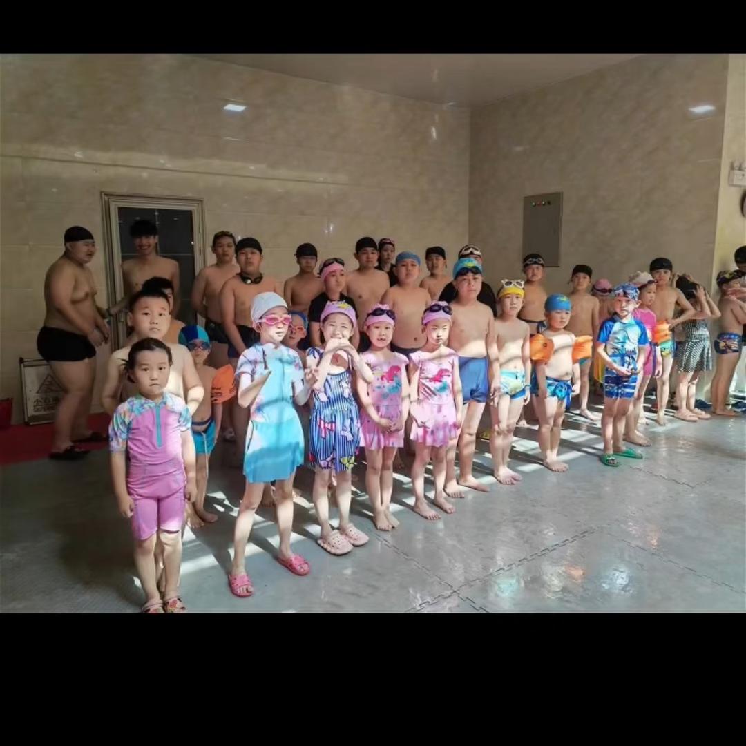 定兴世代游泳馆