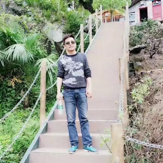 舒家七公子！